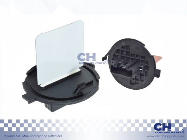 CH-8331